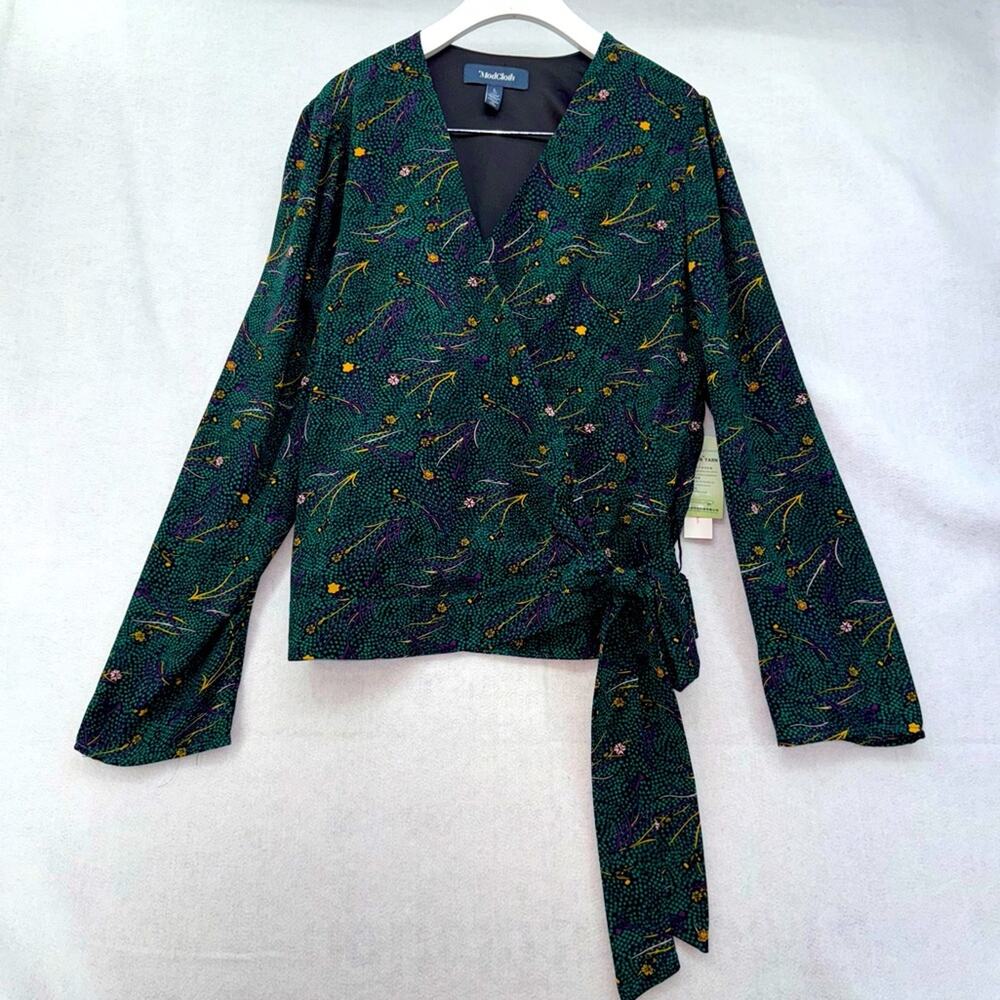 NWT Women’s ModCloth Long Sleeve Wrap Blouse Shirt Green Floral size Large - Picture 1 of 7